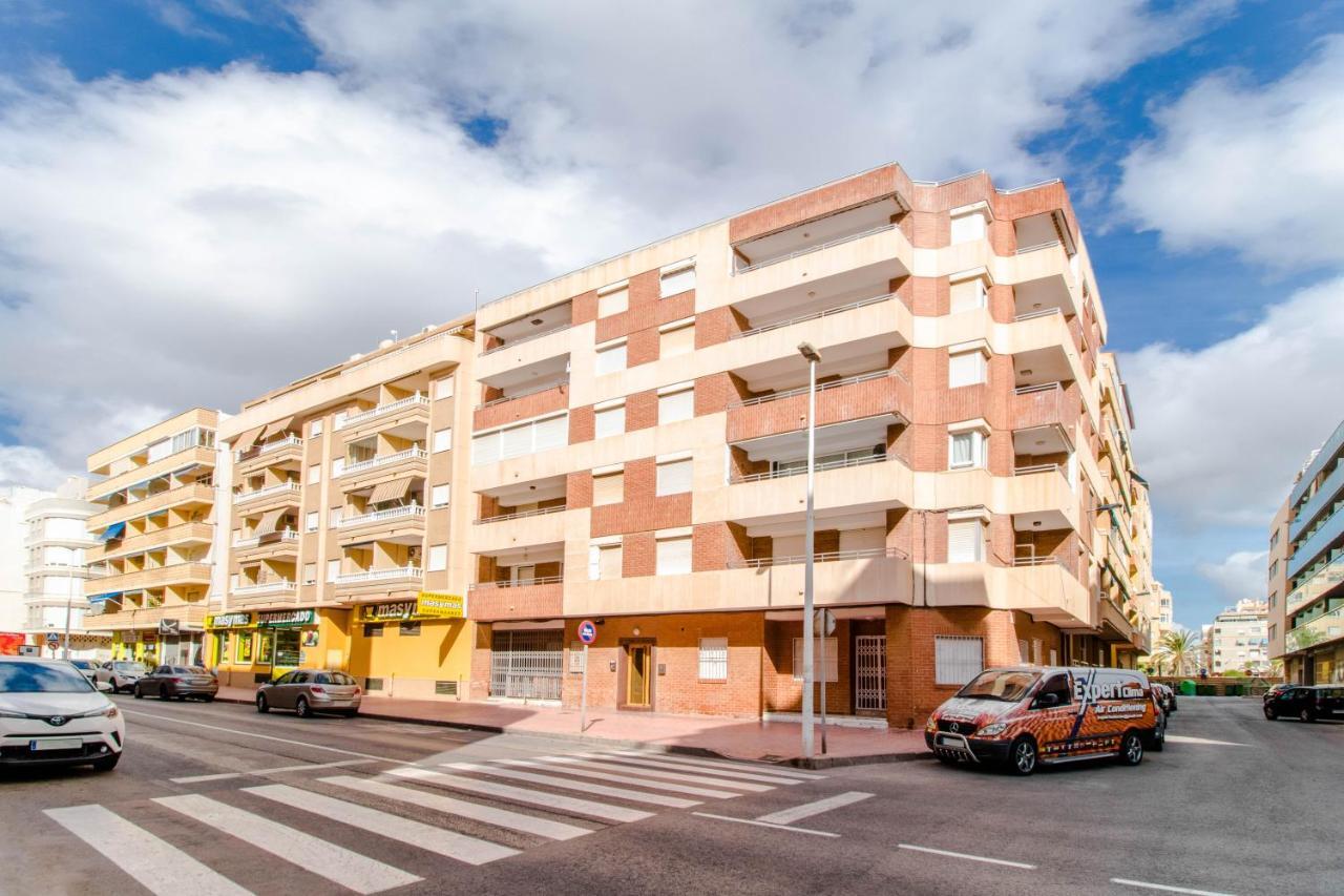 Victoria Playa Lägenhet Torrevieja Exteriör bild