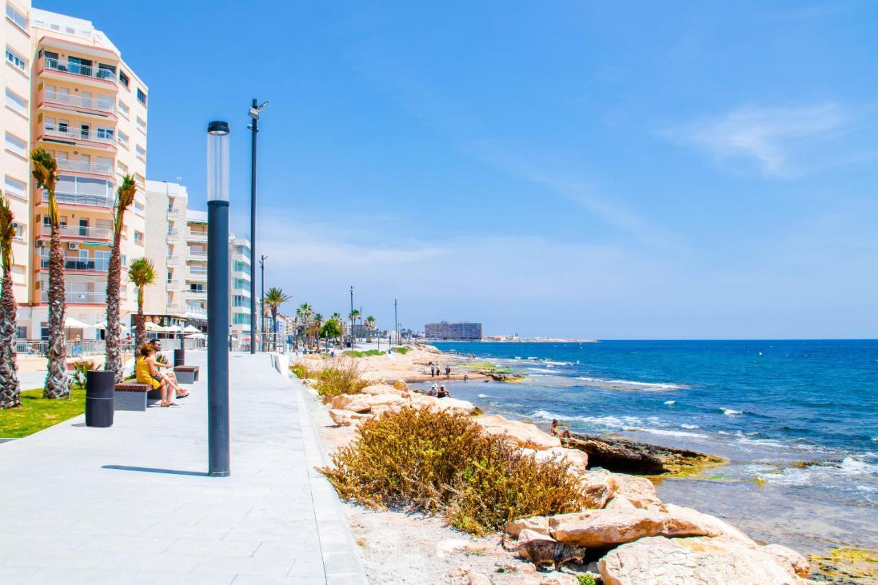 Victoria Playa Lägenhet Torrevieja Exteriör bild